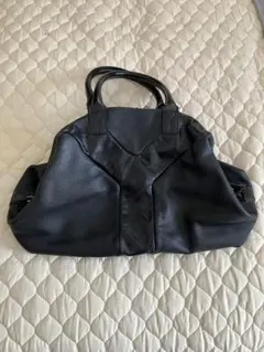 美品 イブサンローラン ボストンバッグ イージー YSL パテントレザー 黒