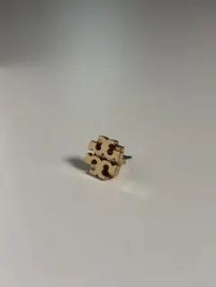 TORY BURCH ロゴ ピアス 片耳用