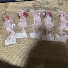 五等分の花嫁 ゆらゆらアクリルスタンド バレンタイン 限定 - メルカリ