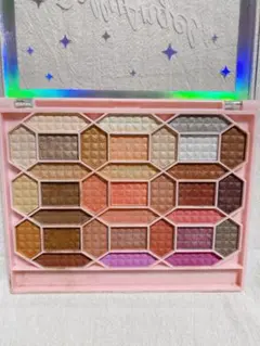 ドーリーエンジェル 33色 プロアイシャドウパレット