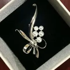 パールブローチ♡リボンブローチ　入学式　卒業式