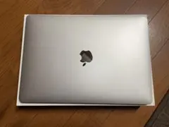 Apple MacBook シルバー
