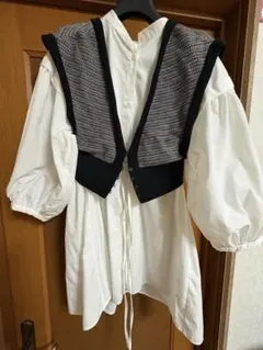 NICE CLAUPバルーン袖ベスト付きブラウス