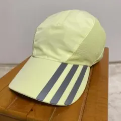 adidas ライトイエローメッシュ ランニングキャップ