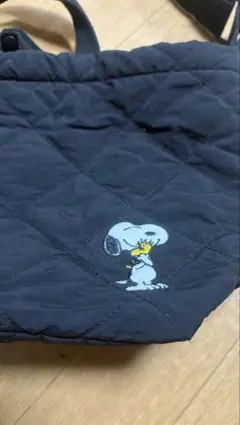 スヌーピー刺繍 ブラックショルダーバッグ