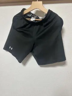 Under Armour ハーフパンツ 黒