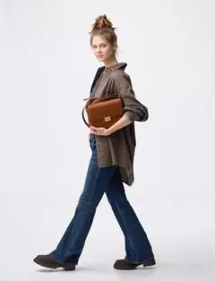 GU スリムフレアジーンズ 裾上げ済み