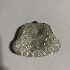 〈⭕️週末限定値下げ⭕️送料無料:手作り〉ビーズ装飾 花モチーフ がま口財布