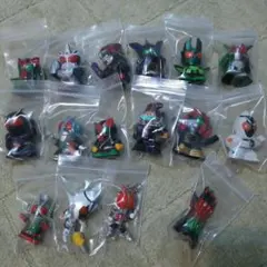 美品☆仮面ライダー指人形＋おまけ チェーンキーホルダー