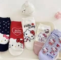 新品♡Hello Kitty♡キャラクターソックス 5足セット 靴下のサムネイル