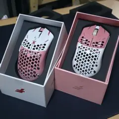 Finalmouse ULX Sakura M & Aceu M