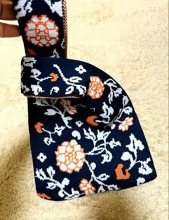 お洒落　軽量120g ニットサブバッグ　ポタニカル　コーデアクセント