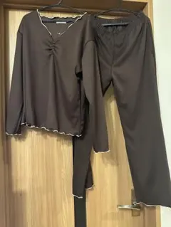 パジャマ　ルームウェア　Mサイズ