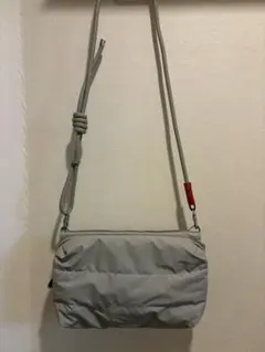 topologie キルティングボトルサコッシュ　オフホワイト　ラージ