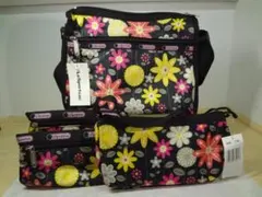 ☆未使用☆LeSportsac フラワープリント ショルダーバッグ＆ポーチセット