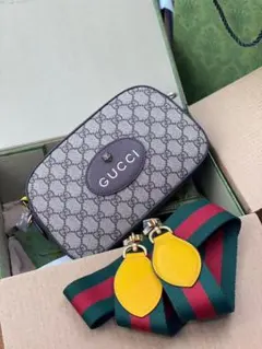 GUCCI ショルダーバッグ