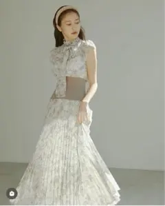 【snidel】ウエストリブプリーツワンピース*美品*