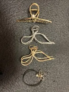 リボン型メタルヘアクリップ4個セット