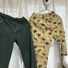 恐竜柄カーキ色ロングパンツ 130２枚セット