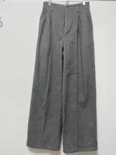 GU パンツ　スラックス