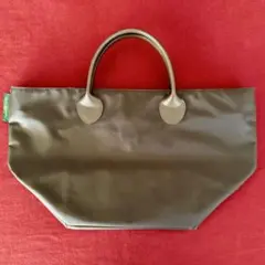 Item thumbnail for item 6ee41c6a-05c3-4c17-9d81-c8176f8701ea