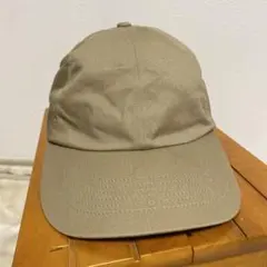 UNIQLO ベージュ コットン キャップのサムネイル