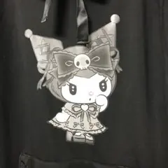 サンリオ　真夜中のメロクロ　クロミ　パーカーワンピ　ステッカー付き　ドンキホーテ