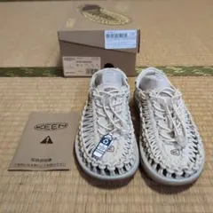 【美品】KEEN キーン ユニーク ストラップ サンダル ベージュ