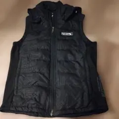 GOTCHA フード付き ブラック ダウンベスト