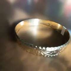 今日だけのお買い得！ ハワイアンジュエリー ゴールドバングル