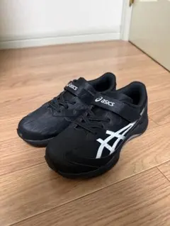 【新品未使用】asics レーザービーム ブラック スニーカー 19.5 cm