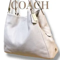コーチ マディソン ファービー 肩掛け可 大容量 ショルダーバッグ ホワイト系