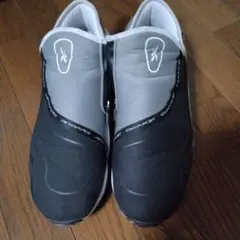 ジッパー付きスニーカー グレー/ブラック