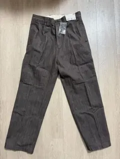 【新品未使用】UNIQLOC タックストレートパンツ/デニム ブラウン 79cm