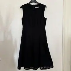 【新品未使用】Hugo boss ヒューゴボス ワンピース 黒 Sサイズのサムネイル