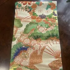 6k1398 丸帯　絹　両面全通　ベージュ　金色　赤　緑　青　花柄　和装　着物 6k1398 丸帯 絹 両面全通 ベージュ 金色 赤 緑 青 花柄 和装 着物