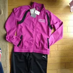 新品１６０女　プーマジャージ上下セット
