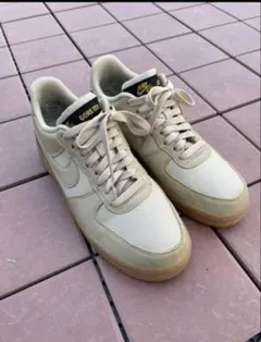 Nike Air Force 1 Low Gore-Tex Team Gold