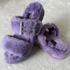 UGG ファーサンダル パープルのサムネイル