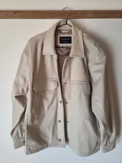 Abercrombie & Fitch ブルゾン ベージュ Lのサムネイル