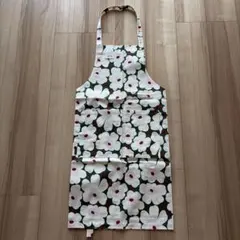 新品未使用✨️ マリメッコ marimekko エプロンのサムネイル