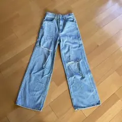 GU ハイウエストセミワイドジーンズ(クラッシュ)