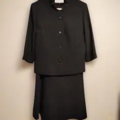 ブラックフォーマル 喪服 礼服 ノーカラージャケット スカート セットアップ