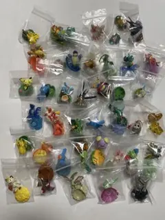 【レトロ】ポケモンボールチョコ第一弾〜第三弾 41体　まとめ売り レトロ】ポケモンボールチョコ第一弾〜第三弾 41体 まとめ売り - メルカリ