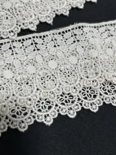 vintage【訳アリ】全長338cm　レーステープ　アイボリーホワイト　上品