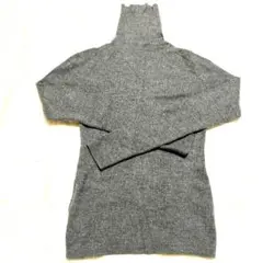 【値下げ中】ユニクロ　ウール100% グレー　リブニット　タートルネック