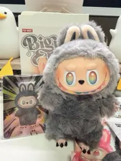 POP MART THE MONSTERS シークレット　ID