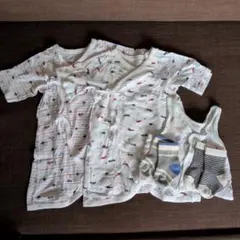 TOPVALU コンビ肌着 60-70センチ　5点セット 車　飛行機　メッシュ