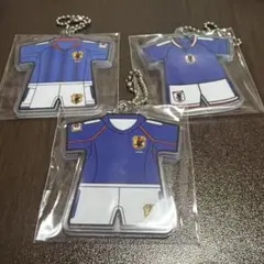 サッカー日本代表　アクリルチャーム　ユニフォーム　キーホルダーのサムネイル