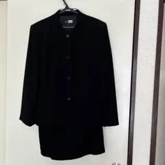 フォーマルスーツ　ブラック